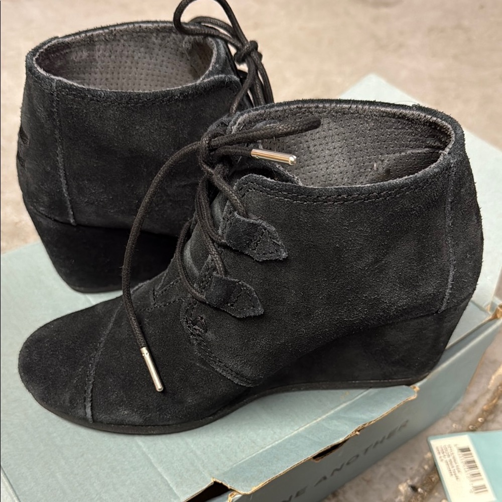 TOMS  Ankle Boots